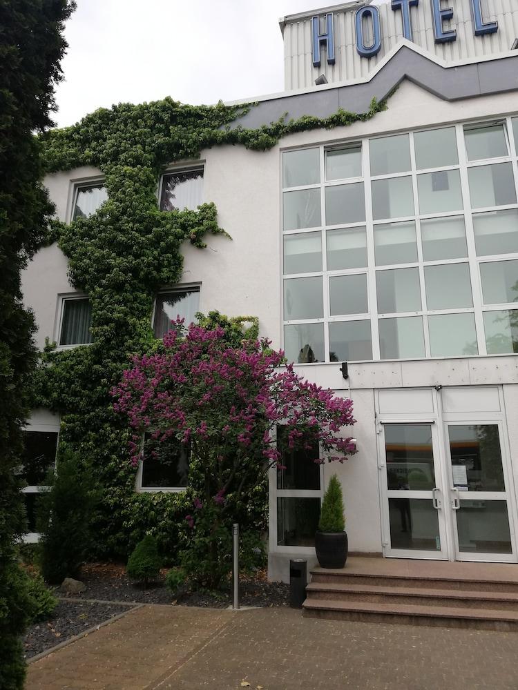 Arthotel Ambassador Wiesbaden - Free Parking Exteriör bild