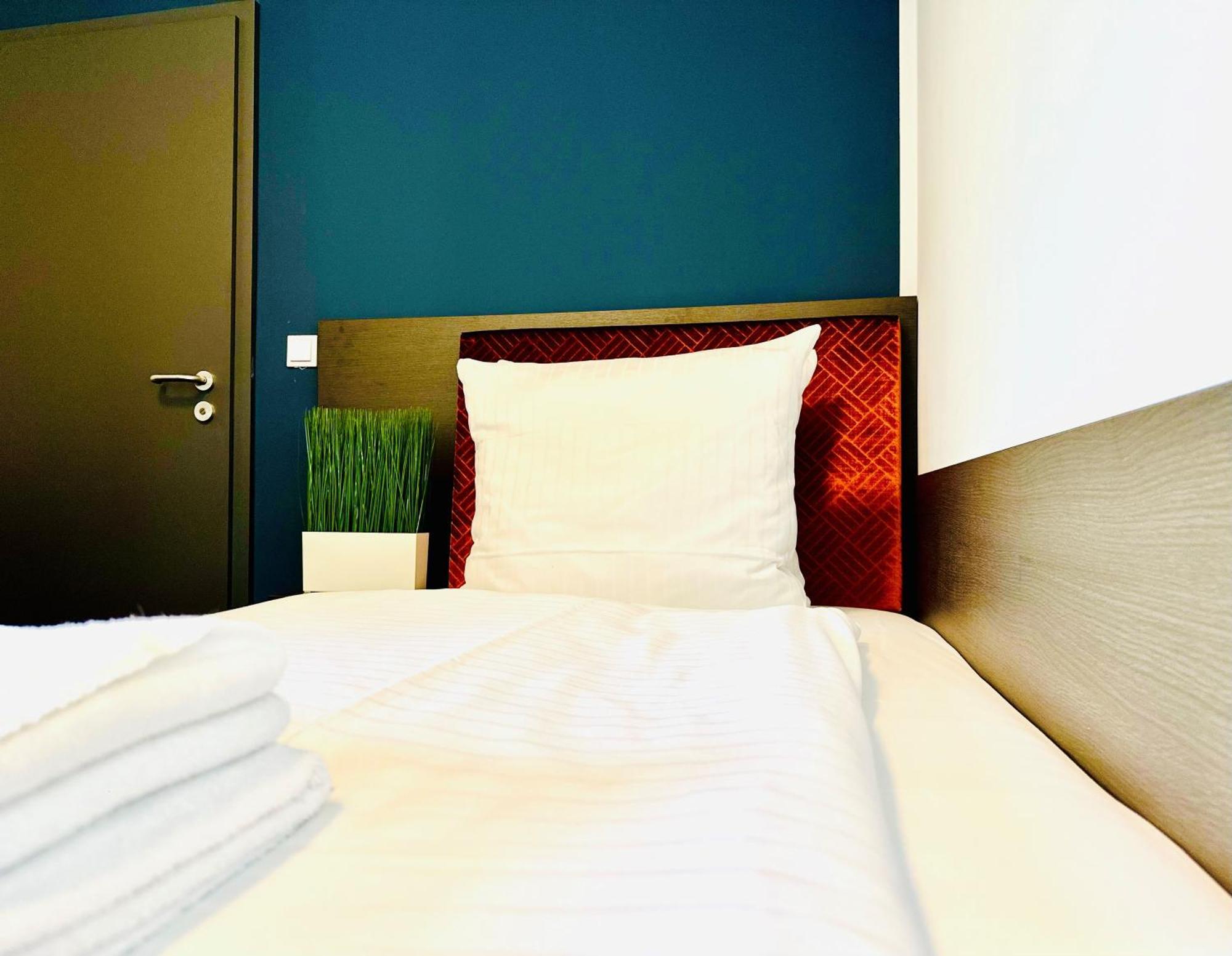Arthotel Ambassador Wiesbaden - Free Parking Exteriör bild
